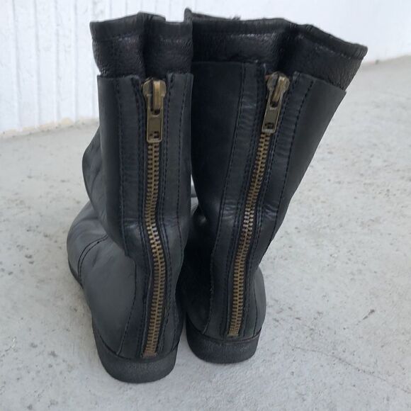 Modern Vintage  - Picture 4 of 8